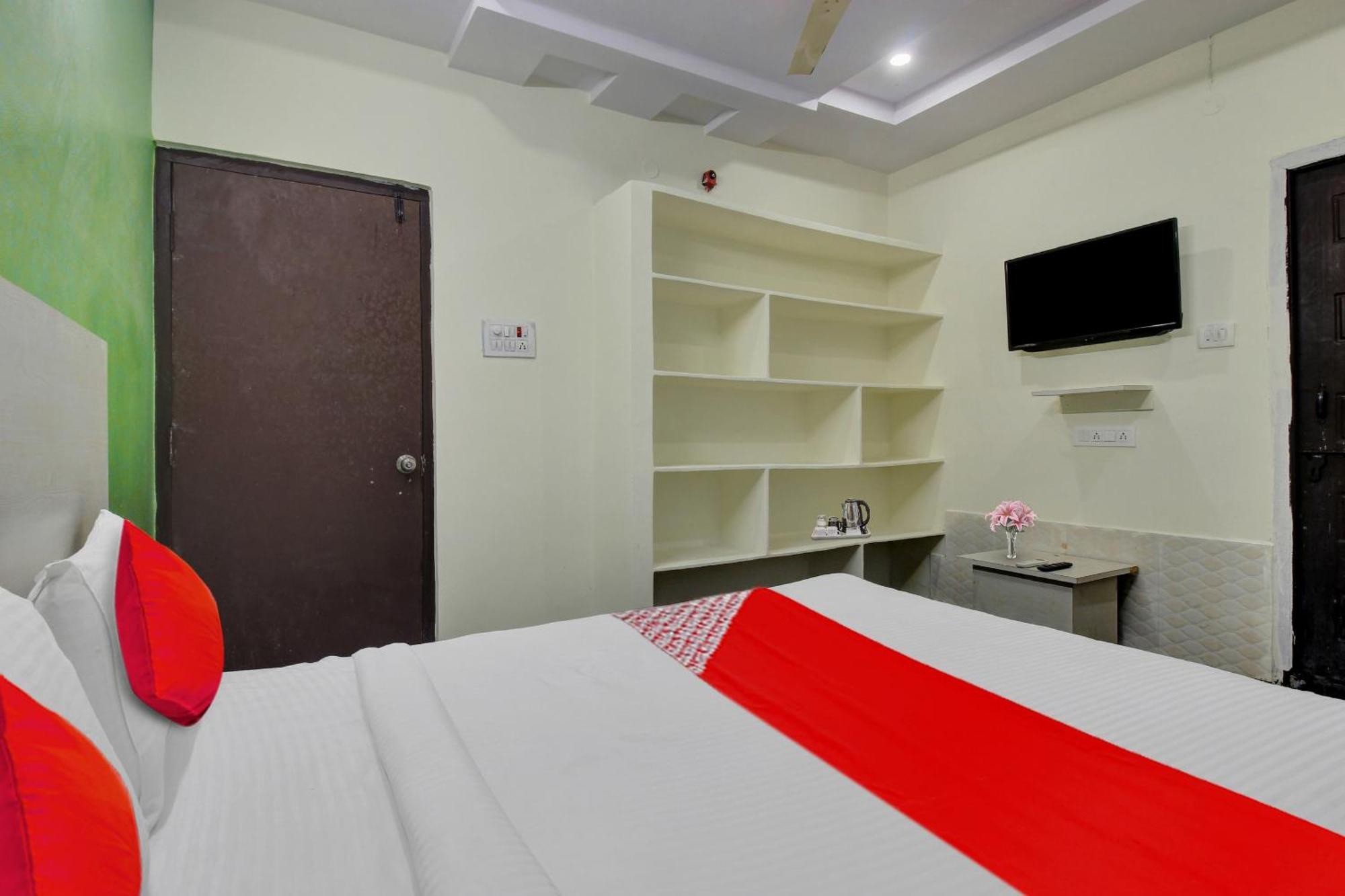 Hotel O Lavish Stay Sururnagar Exterior foto